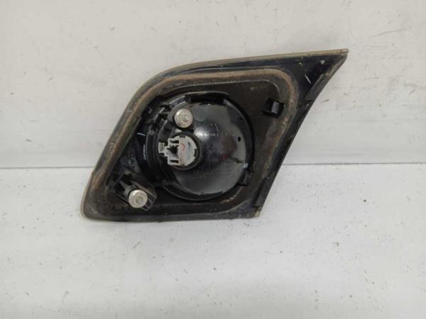 FEU ARRIERE DROIT MAZDA - Vue 2